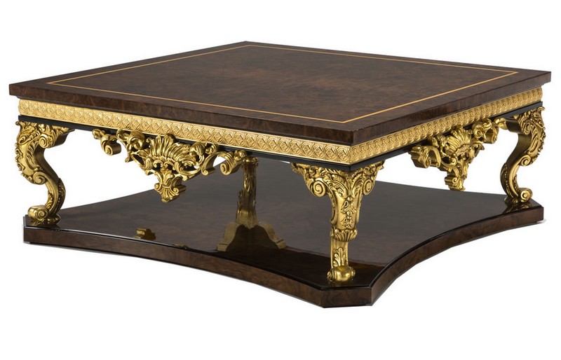 Table basse de style empire