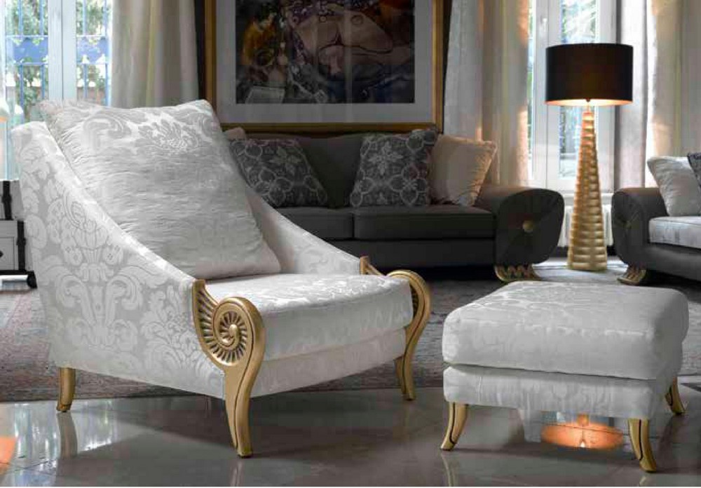 Baroque armchair and puff