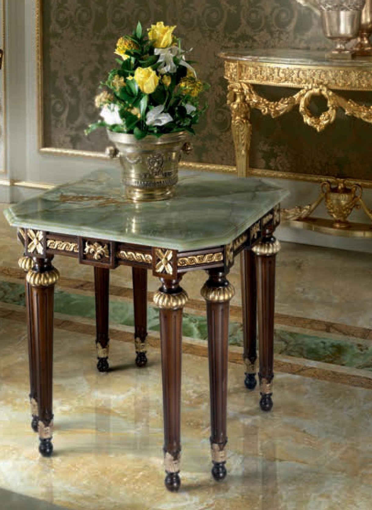 Table basse baroque de luxe Paris
