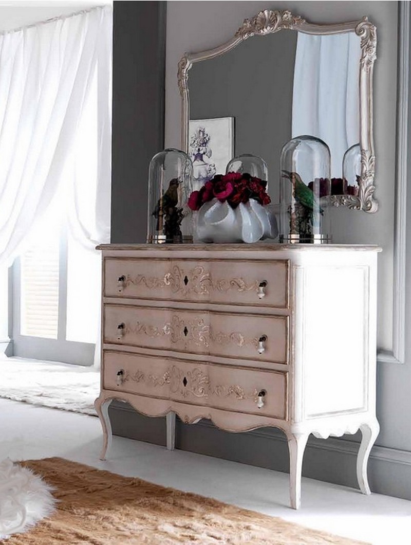 baroque chest of drawers