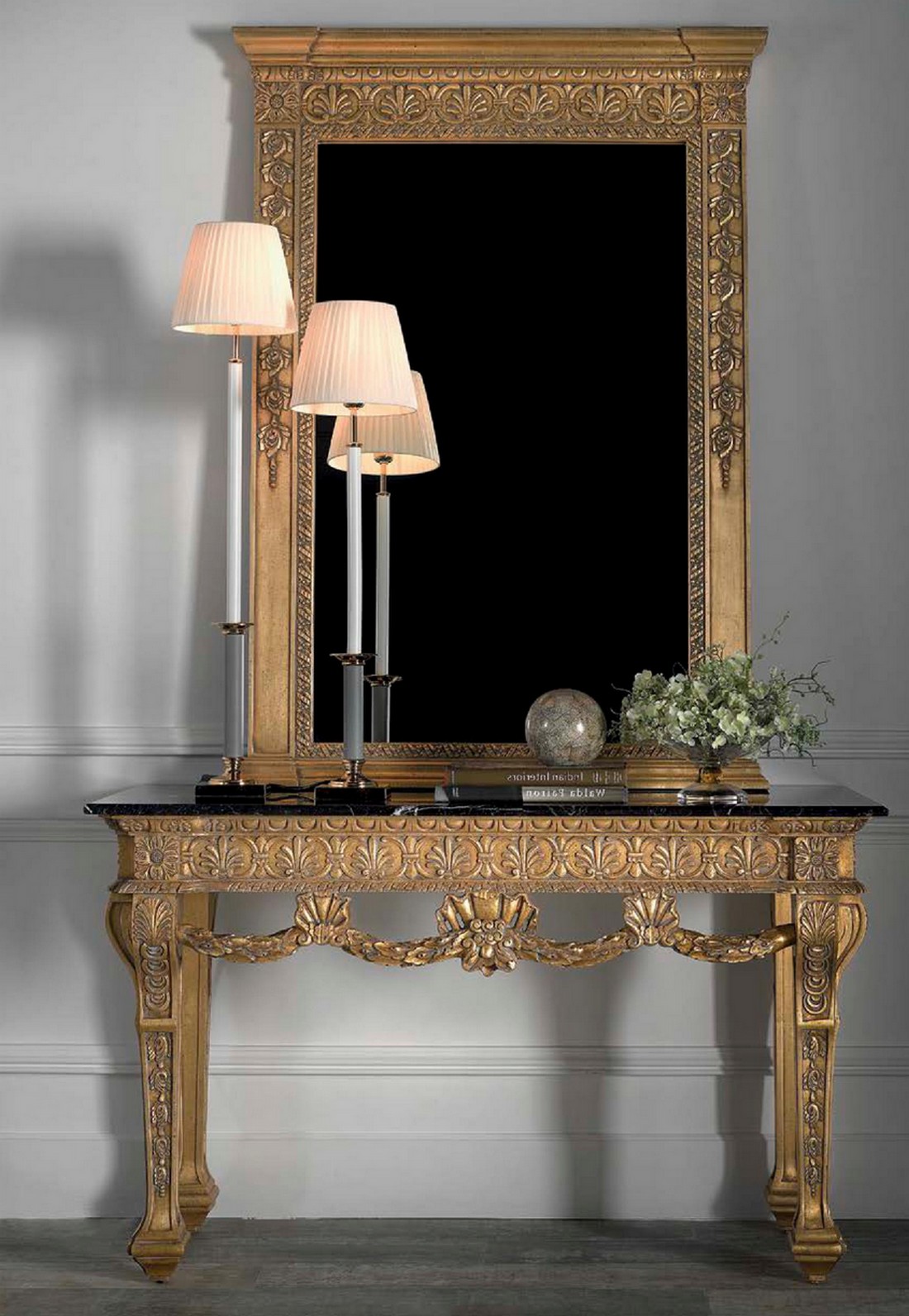 Console baroque de luxe Paris