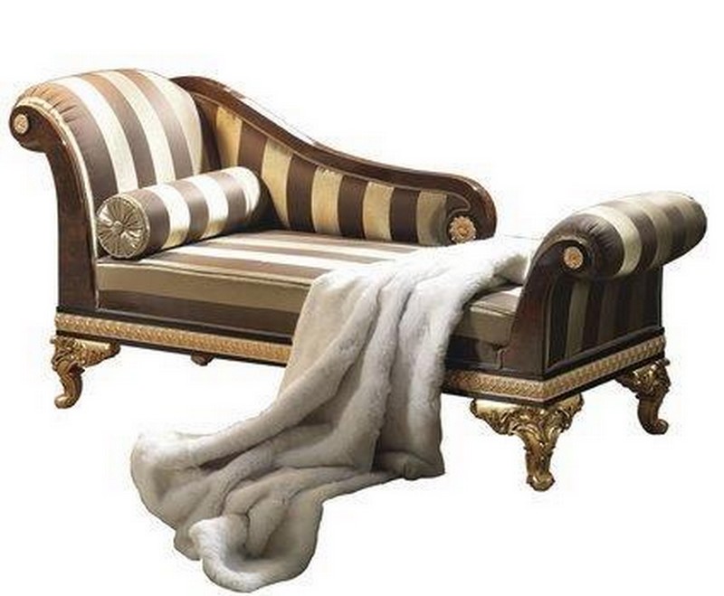 Daybeds and Ottomans