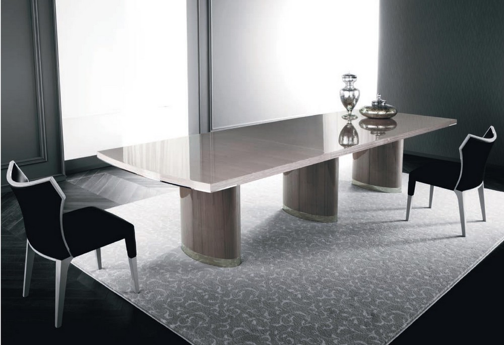 Table de repas moderne 