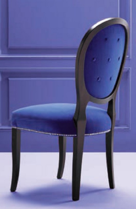 Modern Medaillon Chair