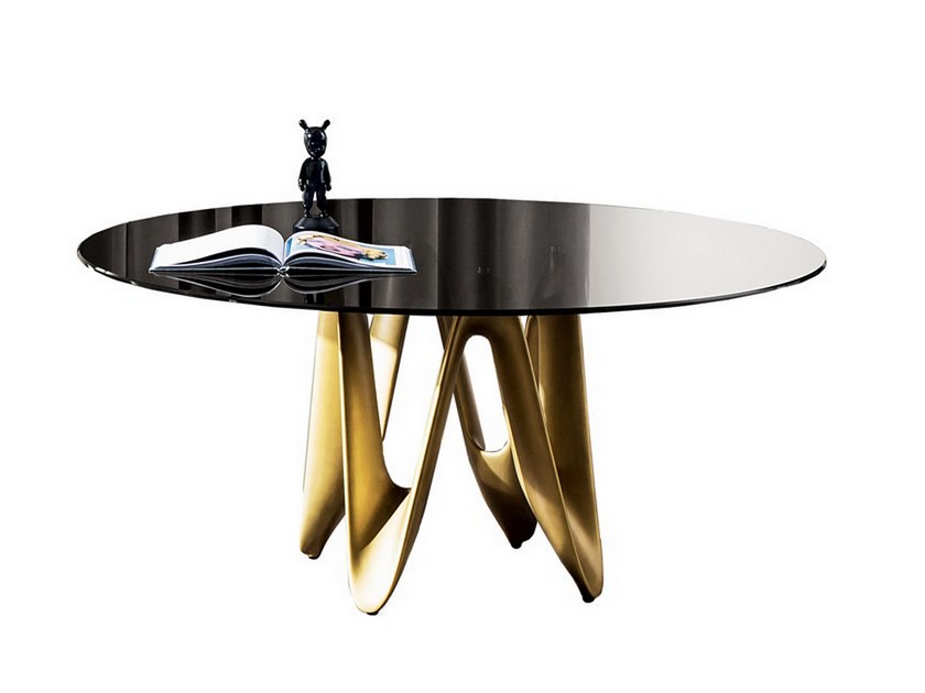 Modèle Ceramic dining table 