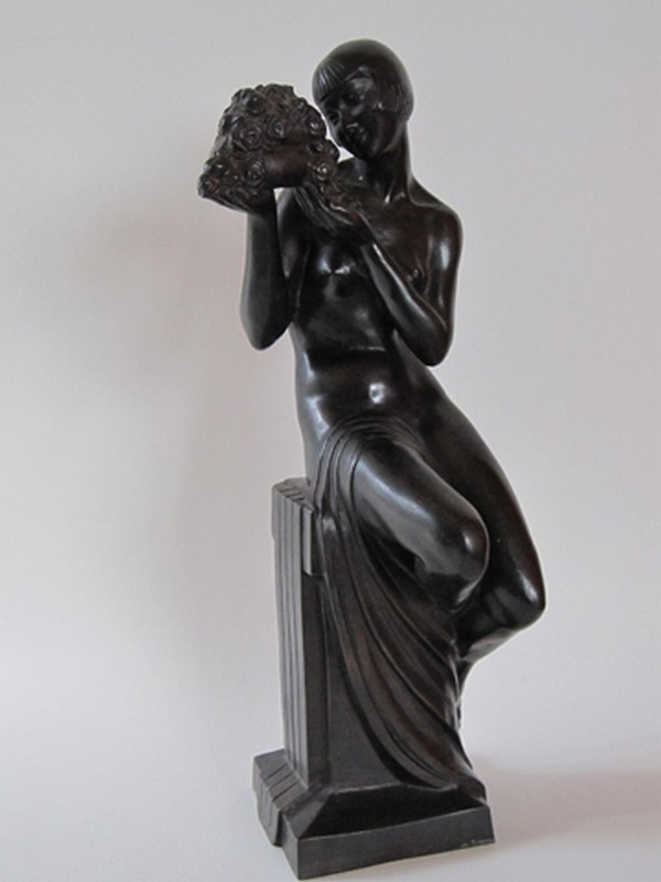 Modèle Art deco statue