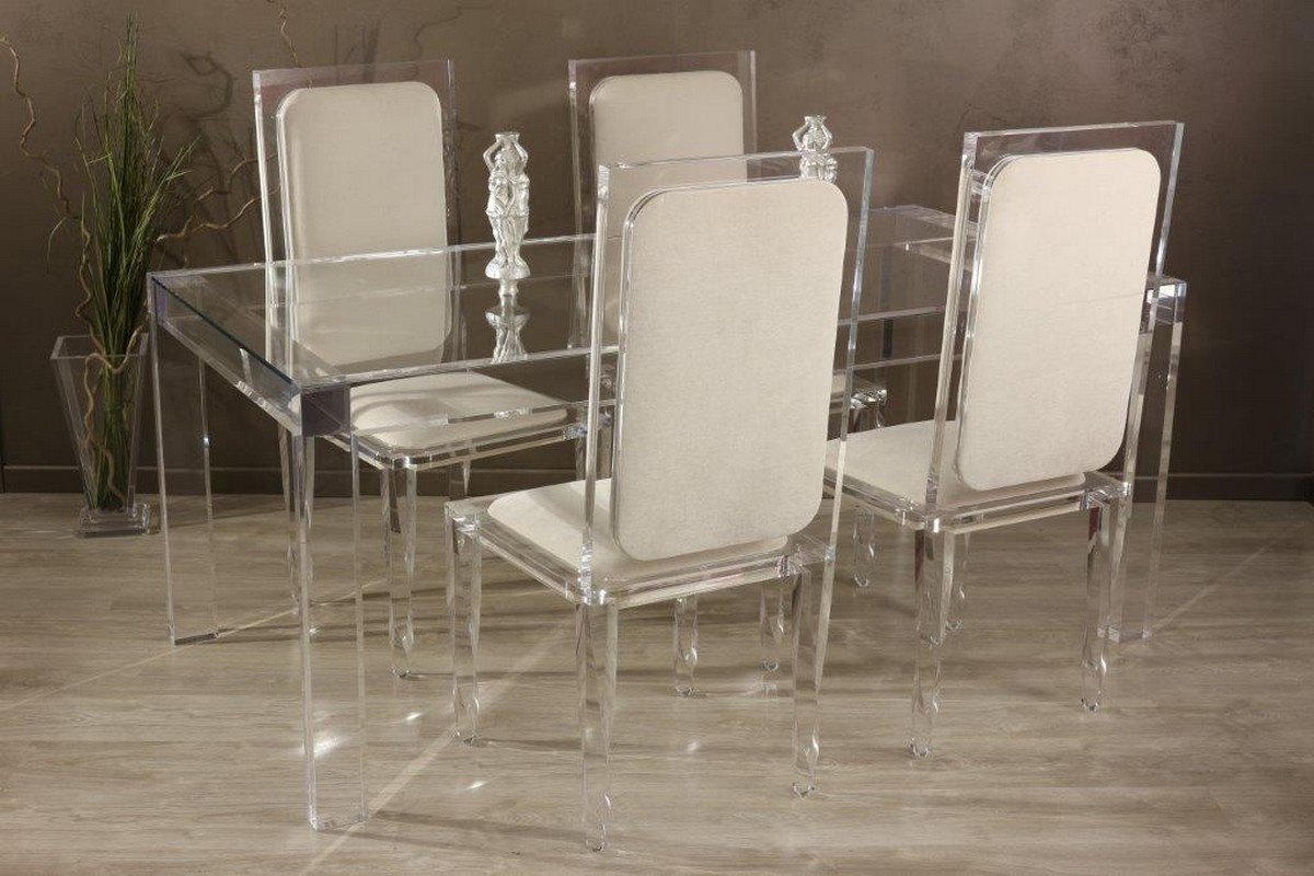 Table de repas transparente 